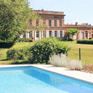 Maison d'hôtes Manzana Au Chateau Lavalade, Castelsarrasin